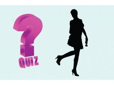 Πασίγνωστη και sexy τραγουδίστρια αποκαλ...