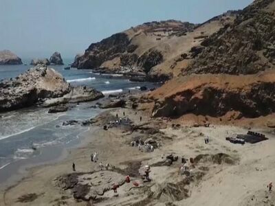 Πετρέλαιο σε παραλίες του Περού