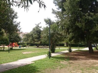 Πάρκο κάτω απ΄το ΚΕΤΧ.