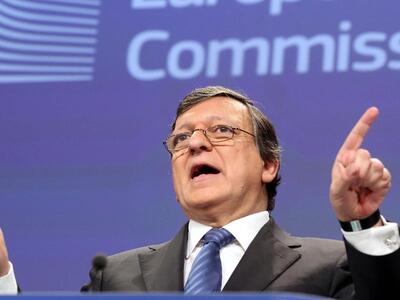 Μπαρόζο: Καταστροφική η έξοδος της Ελλάδ...