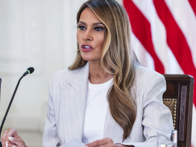 Μελάνια Τραμπ: Η επανεμφάνισή της σε δεί...