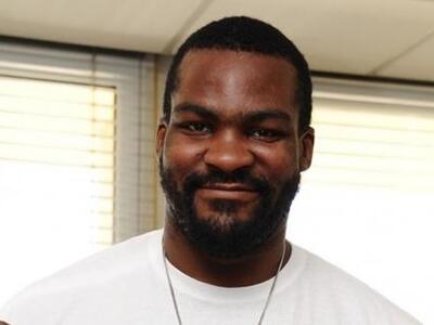 Ο Σοφοκλής Σχορτσιανίτης χορεύει τσιφτετ...