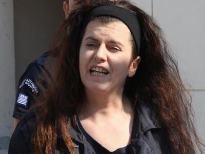 Καρέ καρέ η μάχη του πιλότου του ελικοπτ...