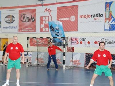 Δύο ήττες στο «Τουρνουά Αγάπης» οι παλαί...