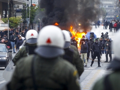 Tα κενά στα... δήθεν μέτρα για την οπαδική βία