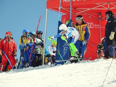 Χιονοδρομία: Δύο χρυσά η Μαρία-Ελένη Τσι...