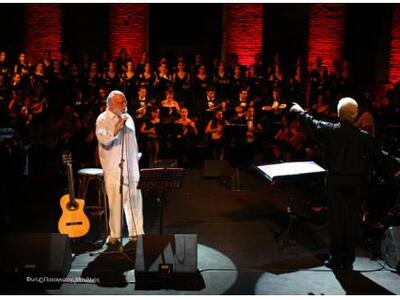 Πάτρα: Γοήτευσε η  συναυλία Σαββόπουλου ...