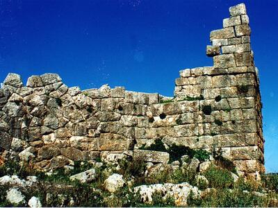 Αιτωλ/νια: Αρχαιοκάπηλοι σκάβουν στην αρ...