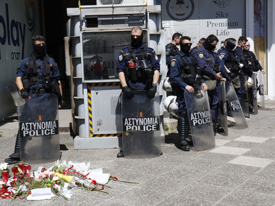 Άγιοι Ανάργυροι: Στη ΜΕΘ παραμένει ο 39χ...