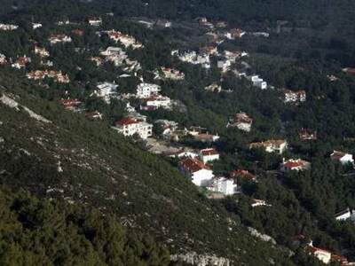 25 στα 100 κτίσματα που δηλώνονται με αυ...