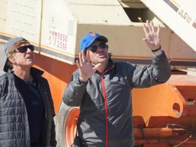 Ο Ρ. Ρέντφορντ αριστερά με τον σκηνοθέτη...