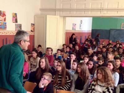 Από την Πάτρα συνεχίζει ο Άγγελος Τσιγκρ...