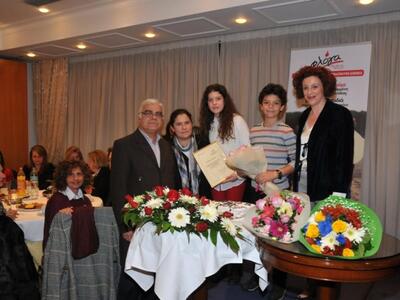 Ο Παναγιώτης Ανθόπουλος με την κόρη του ...