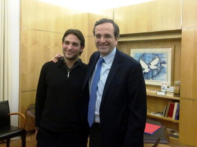 Βγάζουν πρόεδρο με κάλπες στην ΟΝΝΕΔ - Δ...