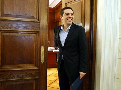 Ο Αλέξης Τσίπρας αποχαιρετά τον Εντουάρν...