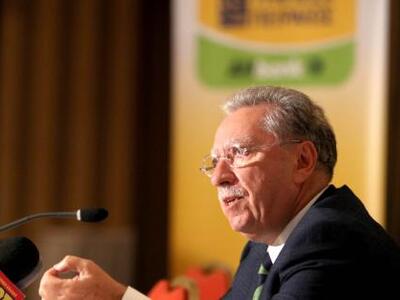 Στην Τράπεζα Πειραιώς και η Geniki