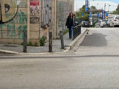 Τα κολωνάκια της Ζαΐμη δεν παρέχουν καμί...