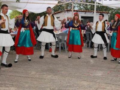Δεν σταματούν λεπτό και το καλοκαίρι τα ...