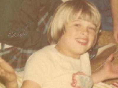 Σαν δυο σταγόνες νερό! H κόρη του Brad P...