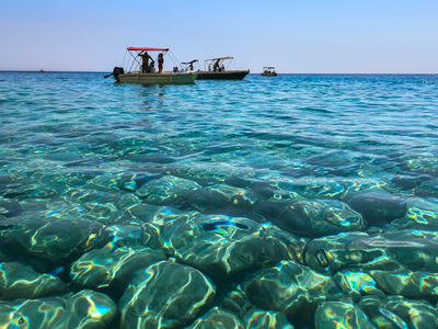 Καιρός: Δροσίζει σήμερα, εξασθενούν τα μ...