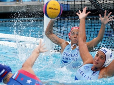 Με το αριστερό η Εθνική γυναικών στο FINA Cup
