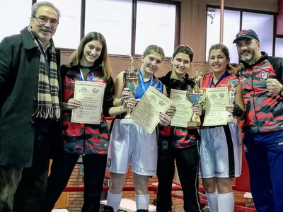 Θρίαμβος των πυγμάχων της Παναχαϊκής με ...