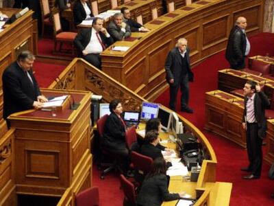 Βενιζέλος σε Τσίπρα: Μην μου σηκώνεις εμ...
