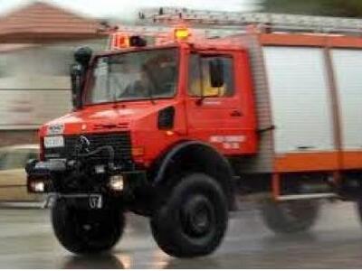 Λεύκα: Έσπασαν κλαδιά και προκλήθηκαν ζη...