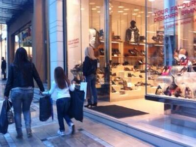 Πάτρα:"Εμφύλιος" στην αγορά γι...