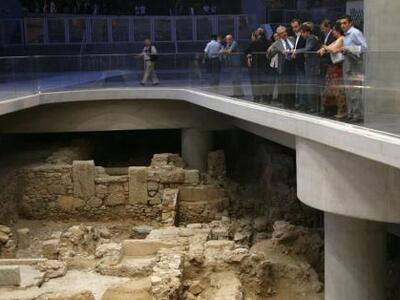 «Πλημμύρα» επισκεπτών σε μουσεία και αρχ...