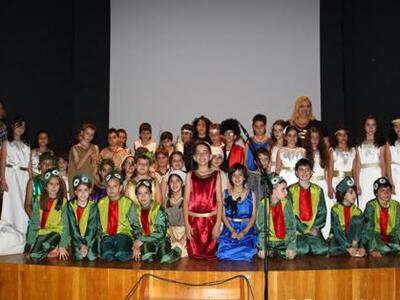 Μεγάλη επιτυχία της θεατρικής παράστασης...