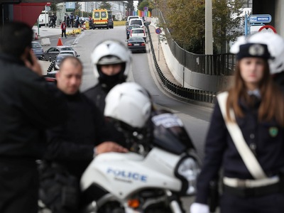 Αστυνομικός μέλος σπείρας διακίνησης κοκ...