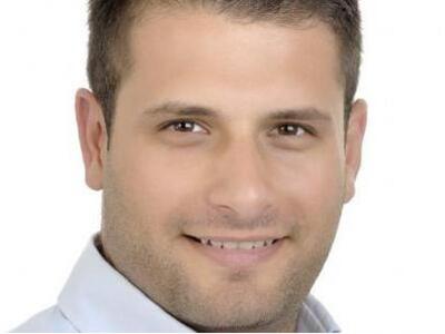 Γ. Φεσσιάν: Τα δημόσια κτίρια στο μικροσ...