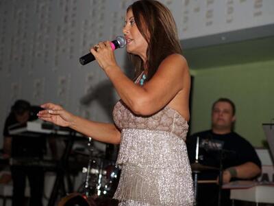 Στα δίχτυα των φοροελεγκτών και η Άντζελ...