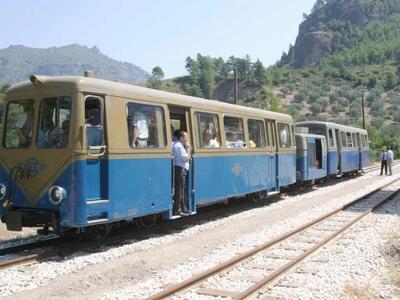 Εκατοντάδες χιλιάδες επισκέπτες στη σελί...