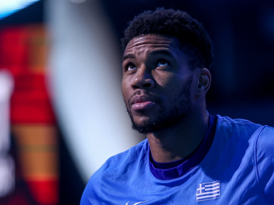 Γιάννης Αντετοκούνμπο: Το νέο βίντεο για...