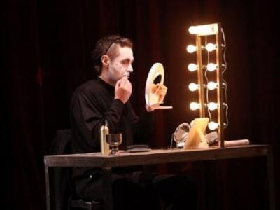 Δείτε ΦΩΤΟ από την πρεμιέρα της συμπαραγ...