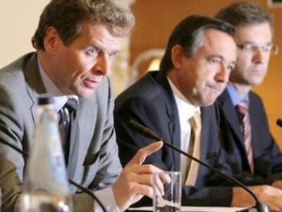 Κοινή δήλωση τρόικας: Προς επίτευξη δημο...