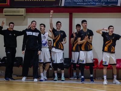 Συνεχίζουν αήττητοι, στην πρώτη θέση οι ...