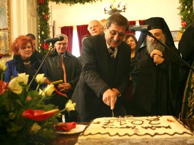 Δήμαρχος: «Αυτοί που χάνουν πρέπει να εί...