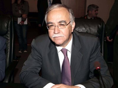 Μπεγλίτης: Δεν απειλείται  καμία θέση ερ...