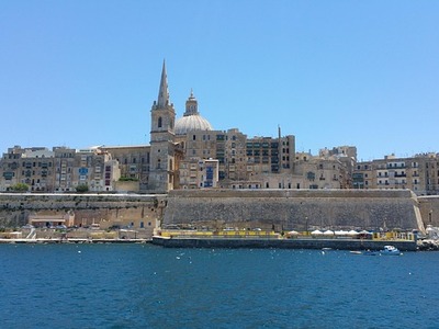 Απόδραση για δύο: Εξερευνώντας τις 6 μικ...