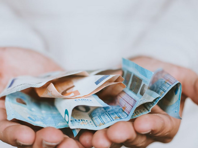 Συντάξεις: Έρχονται αναδρομικά έως 4.527...