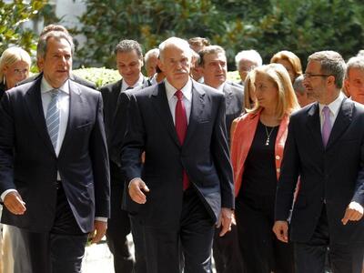 Με large διάθεση ανεβαίνει η κυβέρνηση σ...