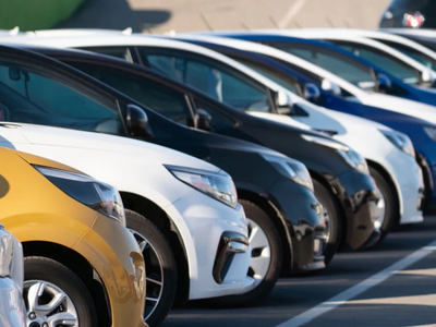 Πώς στήθηκε η απάτη με τα πολυτελή αυτοκ...