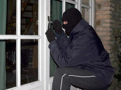 Αγρίνιο: Απόπειρες διάρρηξης σε ουζερί και καφέ  