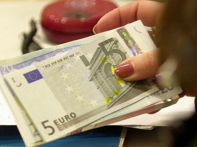 Καθάρισε με τα… χρέη της – Ούτε ευρώ δεν...