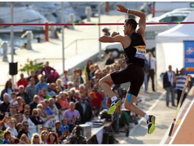 Στίβος: Κυριακοπούλου και Φιλιππίδης αγω...