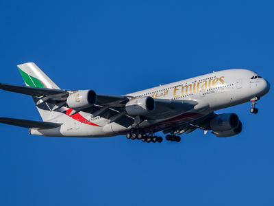 Μετά τις 16:00 αναχωρεί η πτήση επαναπατ...