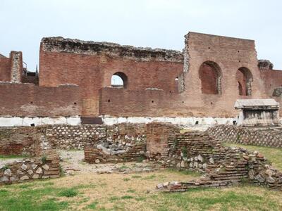B. Θωμόπουλος: "Προσκλήσεις για “επ...